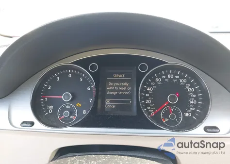 2015 Volkswagen Cc 2.0T Sport z USA, uszkodzony, nr VIN WVWBN7AN9FE800563